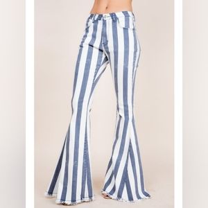 Saints & Hearts High Rise Extreme Flare Jean L